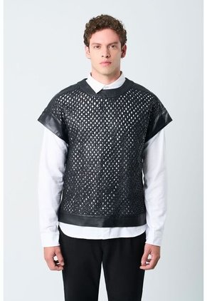 Camisilla Orion De Cuero Para Hombre Tejida Camisilla Orion De Cuero Para Hombre Tejida Negro S VÉLEZ