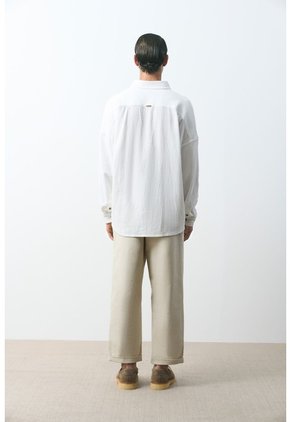 Camisa Kiwa Manga Larga Para Hombre Oversized Camisa Kiwa Manga Larga Para Hombre Oversized Blanco M VÉLEZ