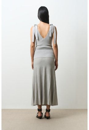 Top Tejido Ajustado Para Mujer Tritón Top Tejido Ajustado Para Mujer Tritón Gris XL VÉLEZ