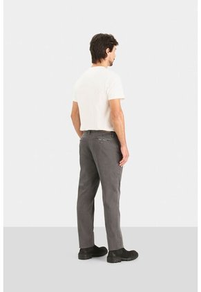 Pantalón Chino Italo Para Hombre Semifitted Pantalón Chino Italo Para Hombre Semifitted Gris Pistola 32 VÉLEZ