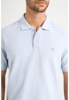 Polo Para Hombre Semi Fit Detalle Jacquard Polo Para Hombre Semi Fit Detalle Jacquard Azul Claro XS VÉLEZ