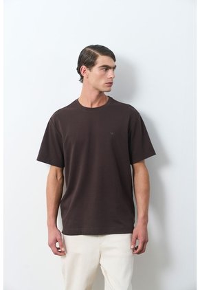 Camiseta Manga Corta Lerici Para Hombre Semi Fitted Camiseta Manga Corta Lerici Para Hombre Semi Fitted Cafe XL VÉLEZ