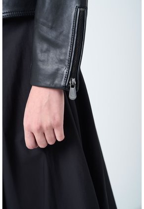 Chaqueta Biker Island De Cuero Para Mujer Fit Ajustado Chaqueta Biker Island De Cuero Para Mujer Fit Ajustado Negro L VÉLEZ