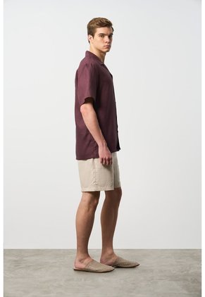 Camisa Manga Corta En Lino Para Hombre Málaga Camisa Manga Corta En Lino Para Hombre Málaga Vinotinto M VÉLEZ