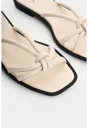 Sandalia Plana De Cuero Para Mujer Sole Sandalia Plana De Cuero Para Mujer Sole Blanco 35 VÉLEZ
