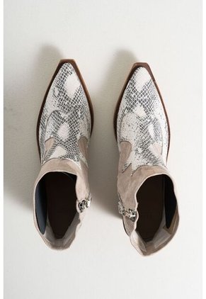 Botines Amanita De Cuero Para Mujer Cortes Gamuza Botines Amanita De Cuero Para Mujer Cortes Gamuza Gris 35 VÉLEZ