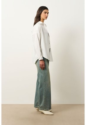 Camisa Manga Larga Oversized Para Mujer Claire Camisa Manga Larga Oversized Para Mujer Claire Blanco M VÉLEZ