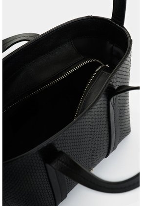 Bandolera Nectaria En Cuero Grabado Para Mujer Bandolera Nectaria En Cuero Grabado Para Mujer Negro VÉLEZ