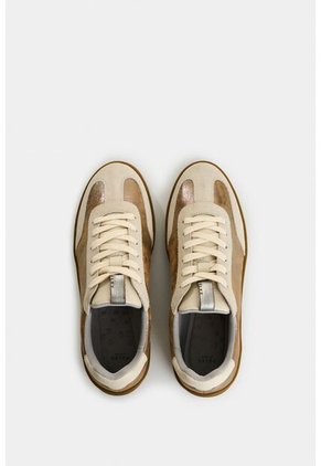 Tenis Astra De Cuero Folia Para Mujer Detalles Gamuzados Tenis Astra De Cuero Folia Para Mujer Detalles Gamuzados Plata 38 VÉLEZ