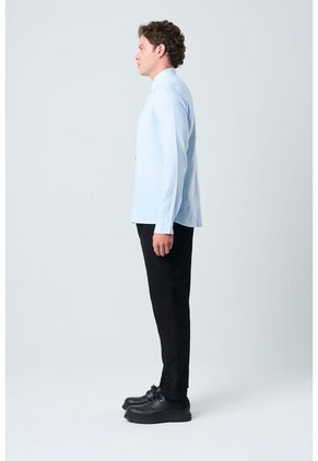 Camisa Manga Larga En Lino Para Hombre Silueta Semi Ajustada Camisa Manga Larga En Lino Para Hombre Silueta Semi Ajustada Azul Claro XL VÉLEZ