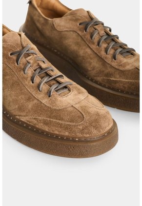 Tenis En Carnaza Para Hombre Tikal Tenis En Carnaza Para Hombre Tikal Cafe 45 VÉLEZ