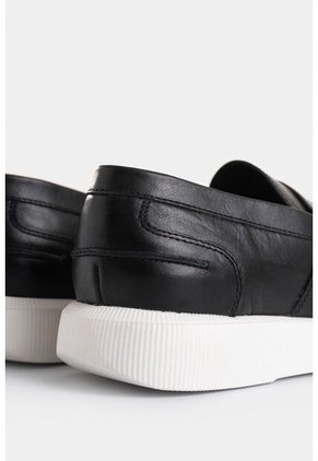 Mocasines Lugano De Cuero Para Hombre Efecto Artesanal Mocasines Lugano De Cuero Para Hombre Efecto Artesanal Negro 39 Vélez