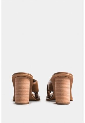 Sandalia Tacón Mawi De Cuero Para Mujer Tiras Abombadas Sandalia Tacón Mawi De Cuero Para Mujer Tiras Abombadas Miel 40 VÉLEZ