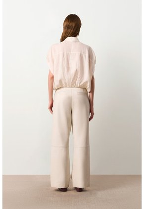 Camisa Manga Corta En Lino Para Mujer Faro Camisa Manga Corta En Lino Para Mujer Faro Crema M VÉLEZ