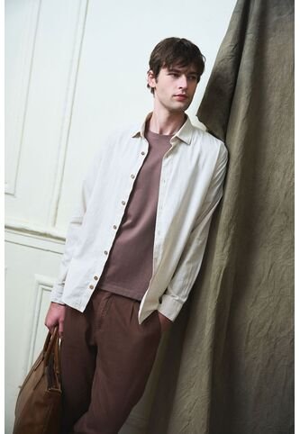 Camisa Manga Larga En Lino Para Hombre Silueta Semi Ajustada Camisa Manga Larga En Lino Para Hombre Silueta Semi Ajustada Arena XXL VÉLEZ Vélez