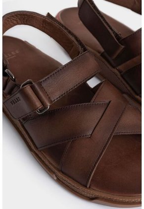 Sandalia Plana Monet De Cuero Para Hombre Capellada Cruzada Sandalia Plana Monet De Cuero Para Hombre Capellada Cruzada Cafe 42 VÉLEZ