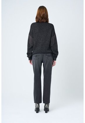 Jean Vega En Black Denim Para Mujer Detalle Cuero Jean Vega En Black Denim Para Mujer Detalle Cuero Negro 12 VÉLEZ