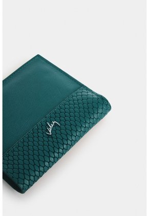 Billetera De Cuero Grabado Para Mujer Golden Billetera De Cuero Grabado Para Mujer Golden Agua Marina VÉLEZ