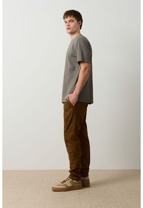 Camiseta Manga Corta Lerici Para Hombre Semi Fitted Camiseta Manga Corta Lerici Para Hombre Semi Fitted Gris Pistola L VÉLEZ