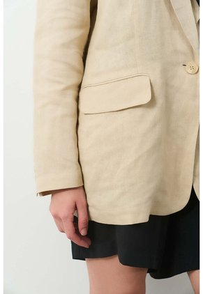 Blazer En Lino Para Mujer Bruma Blazer En Lino Para Mujer Bruma Arena L VÉLEZ