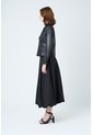 Chaqueta Biker Island De Cuero Para Mujer Fit Ajustado Chaqueta Biker Island De Cuero Para Mujer Fit Ajustado Negro XXL VÉLEZ de Vélez