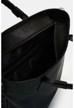 Shopping De Cuero Para Mujer Nómada Shopping De Cuero Para Mujer Nómada Negro VÉLEZ