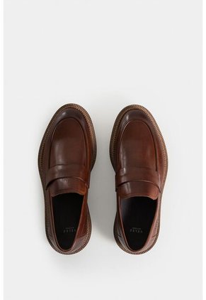 Mocasines Solar De Cuero Liso Para Hombre Suela Tractorada Mocasines Solar De Cuero Liso Para Hombre Suela Tractorada Miel 40 Vélez