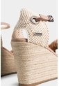 Sandalias Plataforma Amatista De Fibra Natural Para Mujer Con Capellada En Yute Sandalias Plataforma Amatista De Fibra Natural Para Mujer Con Capellada En Yute Arena 34 VÉLEZ de Vélez