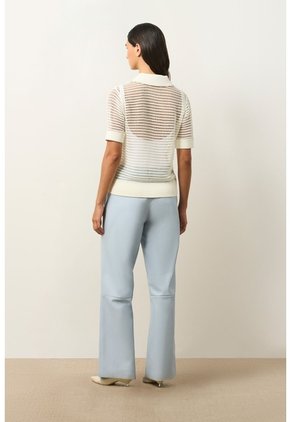 Polo Tejida Lascar Para Mujer Fit Holgado Polo Tejida Lascar Para Mujer Fit Holgado Crema XL VÉLEZ