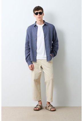 Camisa Manga Larga En Lino Para Hombre Lira Camisa Manga Larga En Lino Para Hombre Lira Azul Oscuro L VÉLEZ