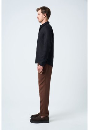 Camisa Manga Larga En Lino Para Hombre Silueta Semi Ajustada Camisa Manga Larga En Lino Para Hombre Silueta Semi Ajustada Negro L VÉLEZ