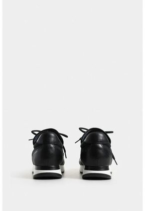 Zapatos Cordón Napoles 2.0 De Cuero Para Mujer Punteras En Contraste Zapatos Cordón Napoles 2.0 De Cuero Para Mujer Punteras En Contraste Negro 34 VÉLEZ