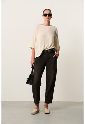 Camiseta Oversize Para Mujer Nativo Camiseta Oversize Para Mujer Nativo Crema M VÉLEZ