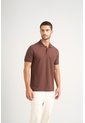Polo Para Hombre Semi Fit Detalle Jacquard Polo Para Hombre Semi Fit Detalle Jacquard Cafe XL VÉLEZ de Vélez