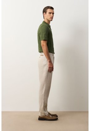 Pantalón Para Hombre Alma Pantalón Para Hombre Alma Arena 38 VÉLEZ