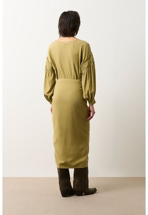 Vestido Antay Silueta Wrap Para Mujer Vestido Antay Silueta Wrap Para Mujer Verde Oliva 10 VÉLEZ