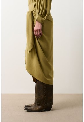 Vestido Antay Silueta Wrap Para Mujer Vestido Antay Silueta Wrap Para Mujer Verde Oliva 10 VÉLEZ