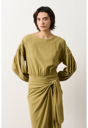 Vestido Antay Silueta Wrap Para Mujer Vestido Antay Silueta Wrap Para Mujer Verde Oliva 10 VÉLEZ