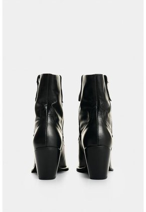 Botin Texano En Cuero Para Mujer Isla Botin Texano En Cuero Para Mujer Isla Negro 34 VÉLEZ