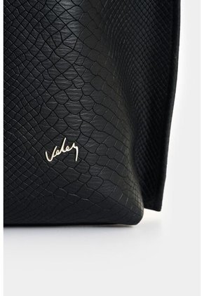 Shopping De Cuero Grabado Para Mujer Calafate 2 Shopping De Cuero Grabado Para Mujer Calafate 2 Negro VÉLEZ