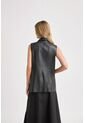 Chaleco Sol De Cuero Ovino Para Mujer Fit Recto Chaleco Sol De Cuero Ovino Para Mujer Fit Recto Negro XL VÉLEZ de Vélez