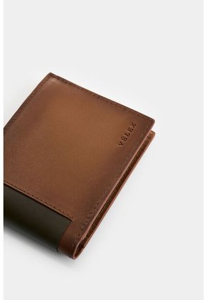 Billetera De Cuero Para Hombre Nogal 2 Billetera De Cuero Para Hombre Nogal 2 Miel VÉLEZ