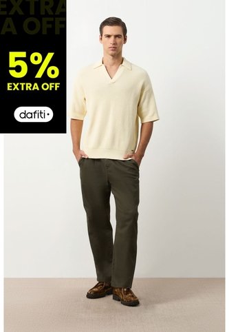 Polo Manga Corta En Tejido Con Textura Para Hombre Cayena Polo Manga Corta En Tejido Con Textura Para Hombre Cayena Crema XS VÉLEZ Vélez