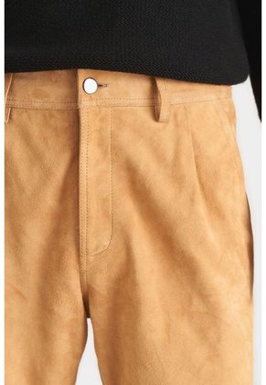 Pantalón Chino Cue De Gamuza River Para Hombre Silueta Holgada Pantalón Chino Cue De Gamuza River Para Hombre Silueta Holgada Arena 32 VÉLEZ