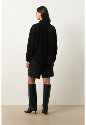 Chqueta Tahua En Denim Para Mujer Oversized Chqueta Tahua En Denim Para Mujer Oversized Negro L VÉLEZ