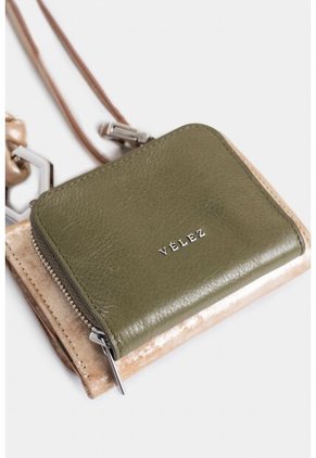 Billetera Alba De Cuero Para Mujer Cargadera Anudada Billetera Alba De Cuero Para Mujer Cargadera Anudada Verde Vélez