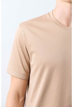 Camiseta Micropima Arizona Para Hombre Semi Ajustada Camiseta Micropima Arizona Para Hombre Semi Ajustada Crepe XXL VÉLEZ