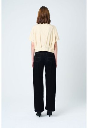 Camisa Topacio Para Mujer Cuello Nerú Camisa Topacio Para Mujer Cuello Nerú Arena XS VÉLEZ