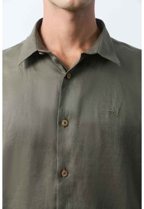 Camisa En Lino Manga Corta Siena Para Hombre Camisa En Lino Manga Corta Siena Para Hombre Verde L VÉLEZ