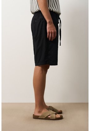 Bermuda En Lino Para Hombre Alma Bermuda En Lino Para Hombre Alma Negro 34 VÉLEZ